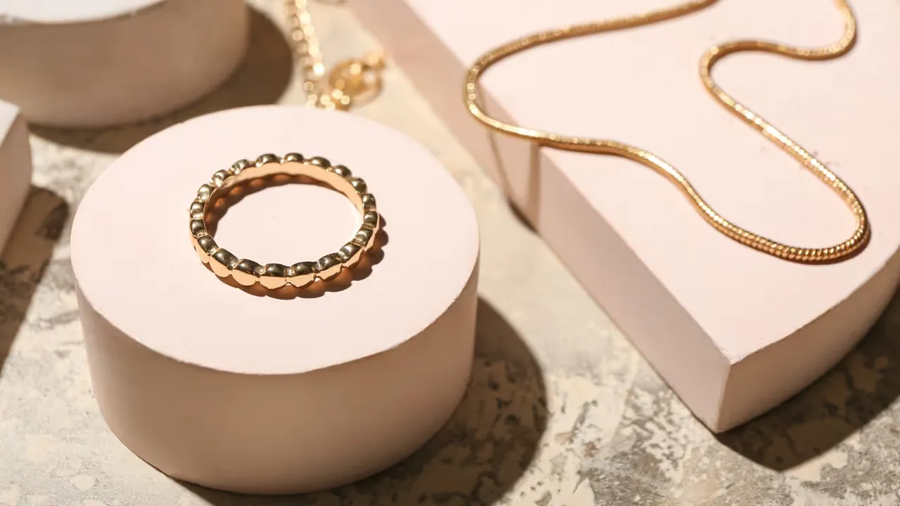 Smycken som bär på historier